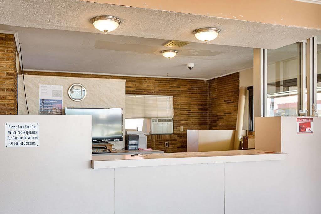 Motel 6 Hobbs Exterior photo